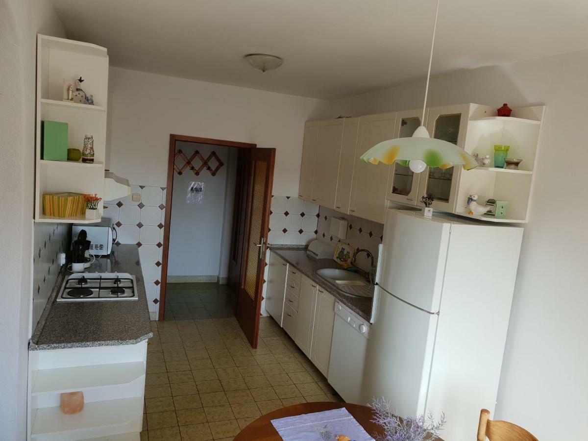 Apartman Dora Smrika Exterior photo